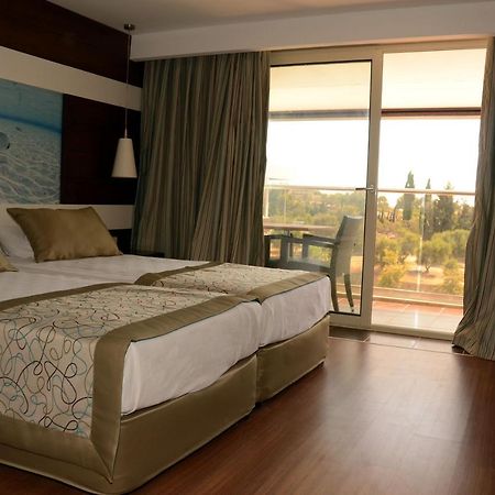Holiday City Hotel (Adults Only) Sidé Chambre photo