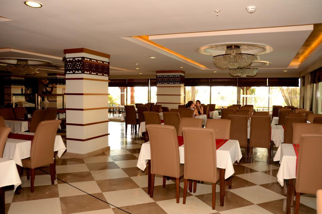 Holiday City Hotel (Adults Only) Sidé Extérieur photo