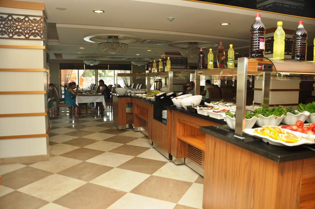 Holiday City Hotel (Adults Only) Sidé Extérieur photo