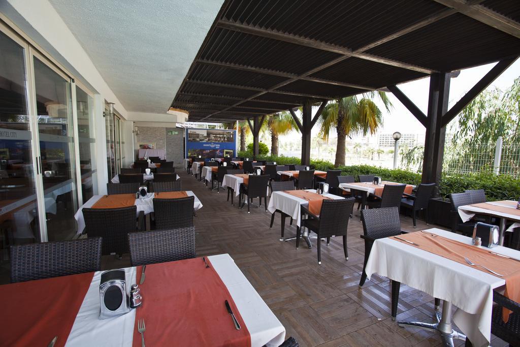 Holiday City Hotel (Adults Only) Sidé Extérieur photo