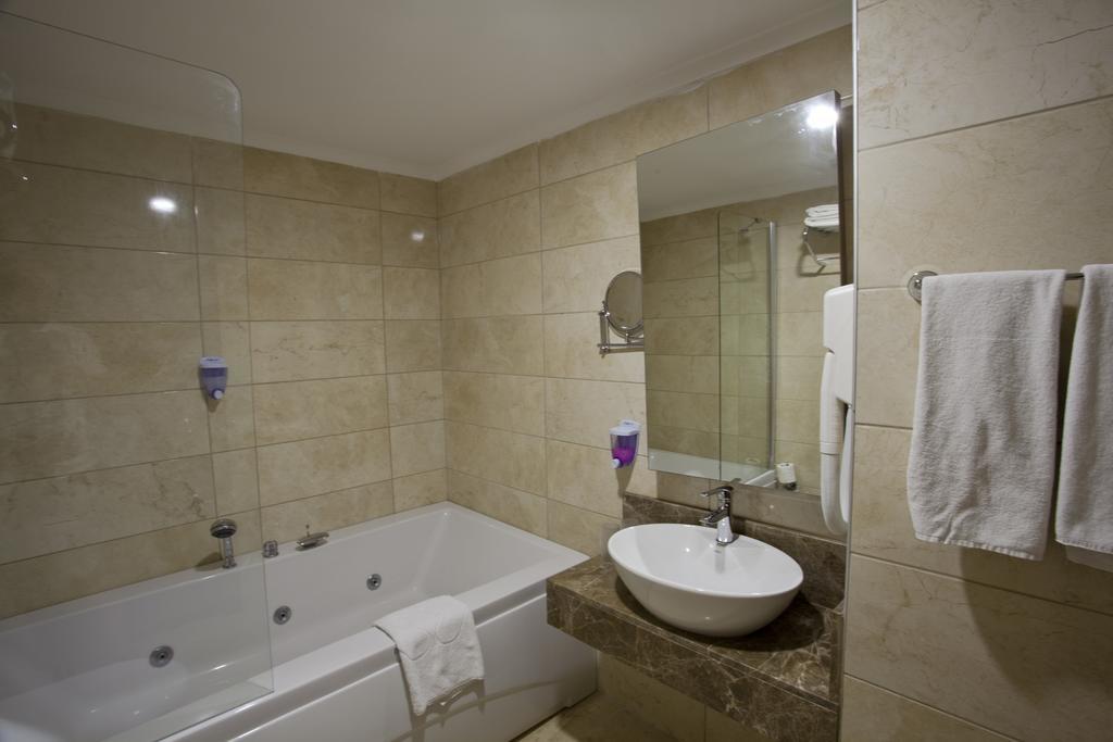 Holiday City Hotel (Adults Only) Sidé Extérieur photo